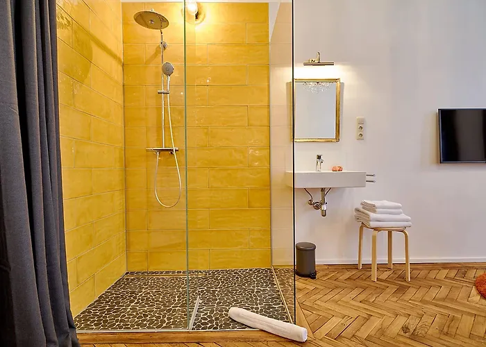 Leuhusen Collection Vienna, Apartment Vienna