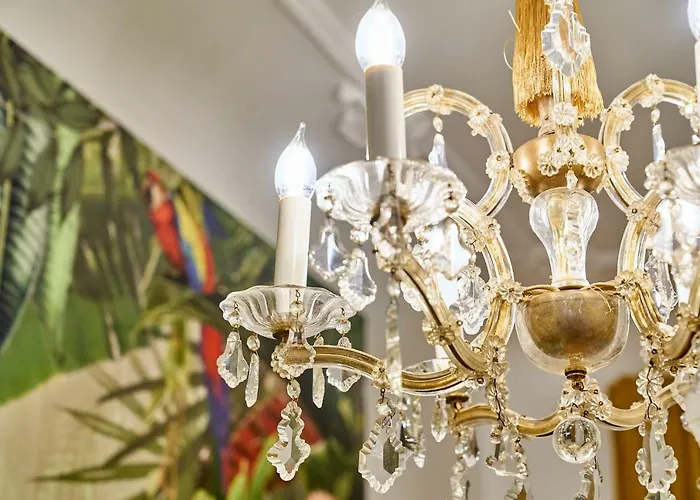 Leuhusen Collection Vienna, *